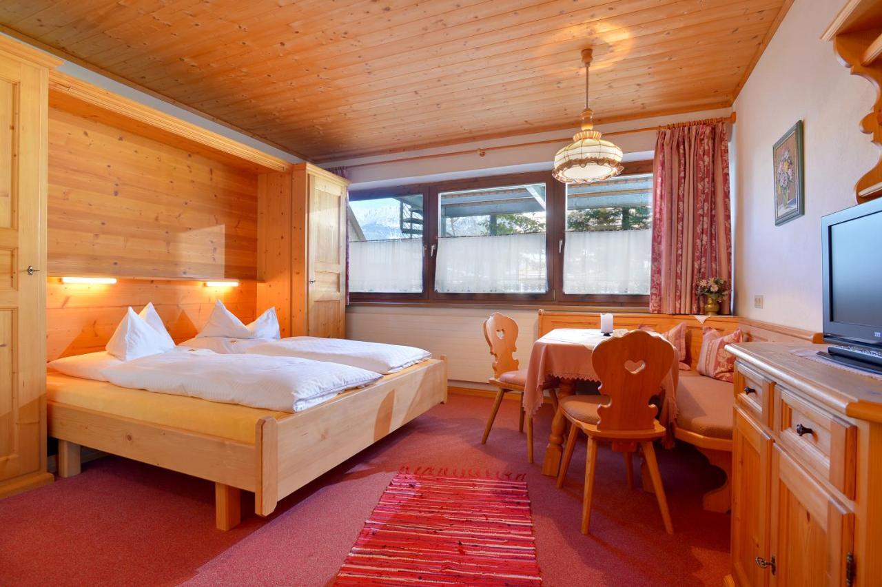 Haus Friederike - Sylvia Brunner Apartment Ellmau Luaran gambar